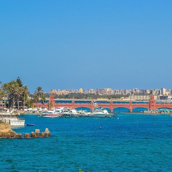 Egypt top travel , Cairo Alexandria from Sharm el sheikh